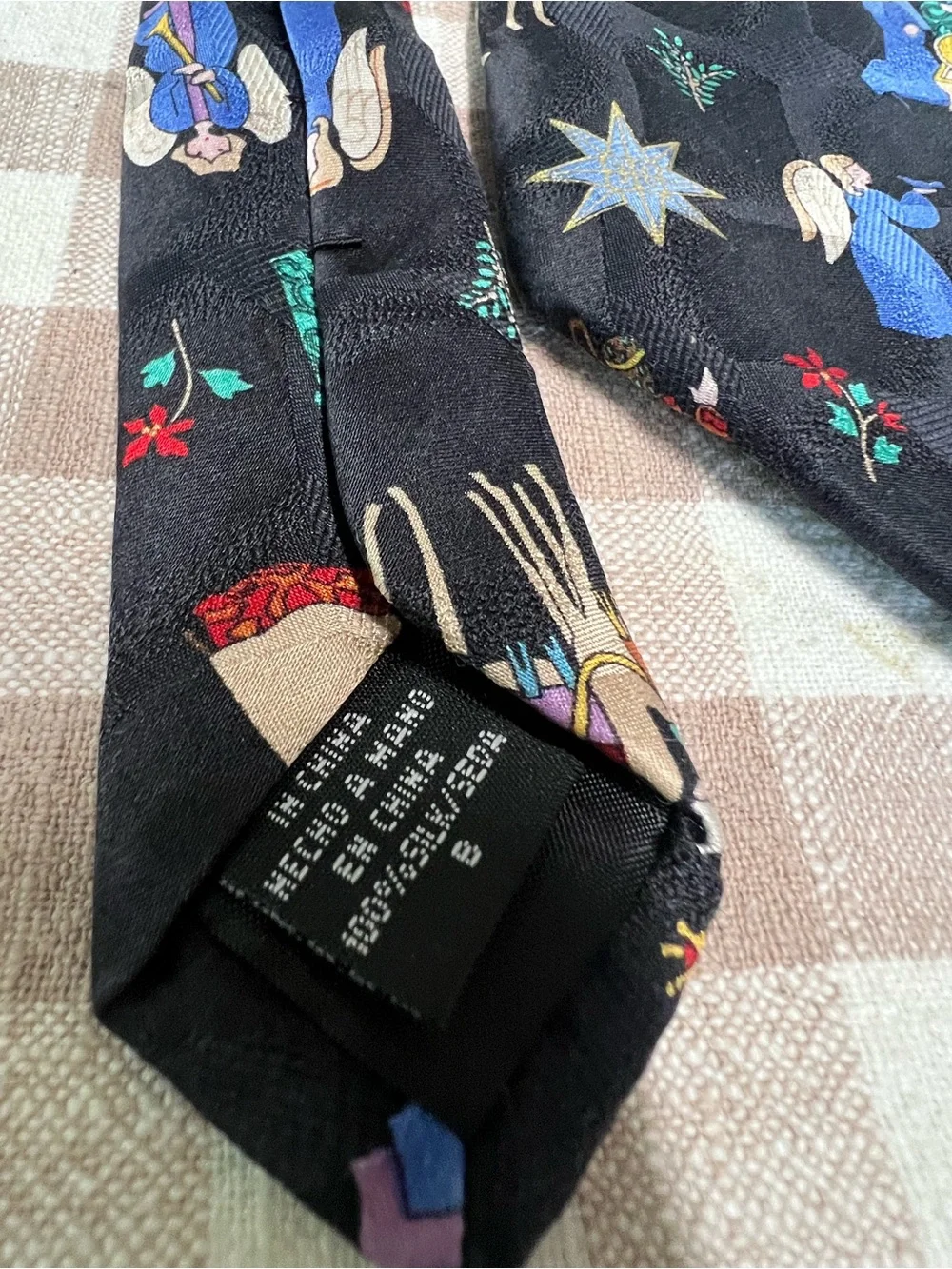 Vintage American greetings shades of the season silk tie 2002 holiday Christmas